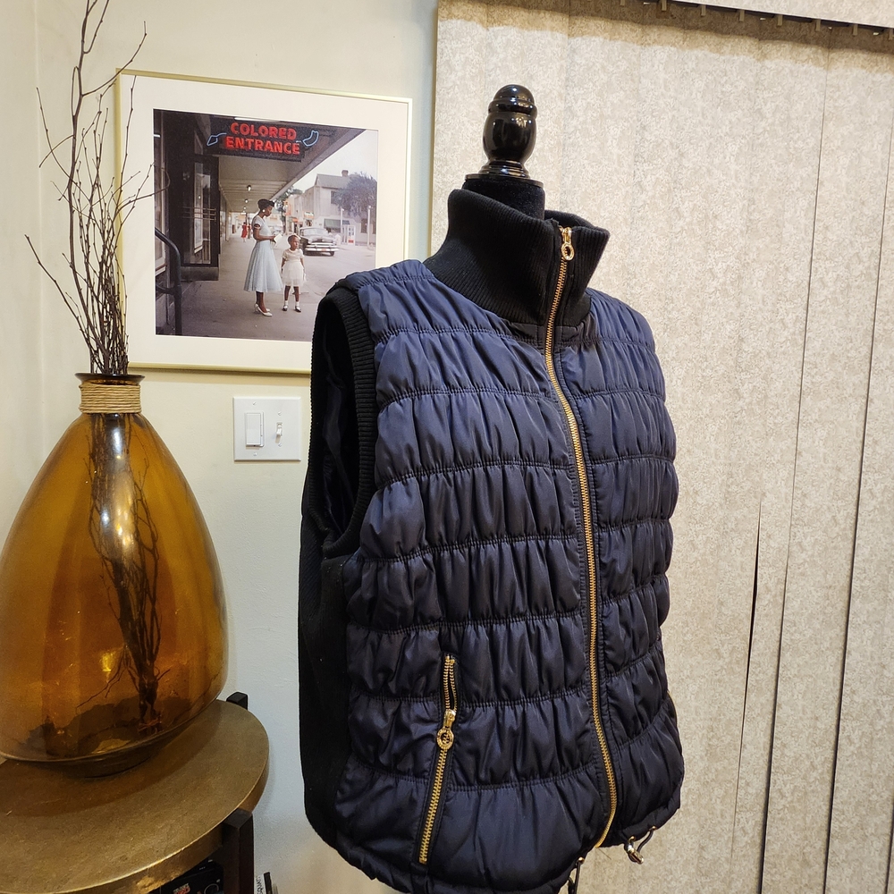 🥰 Calvin Klein Navy Puffer Vest with Gold Accents- 2X
